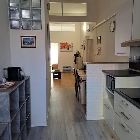 Vacanze - Via Lanusei Cagliari